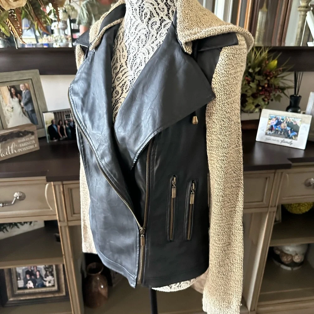 daytrip Jacket - Picture 2 of 9